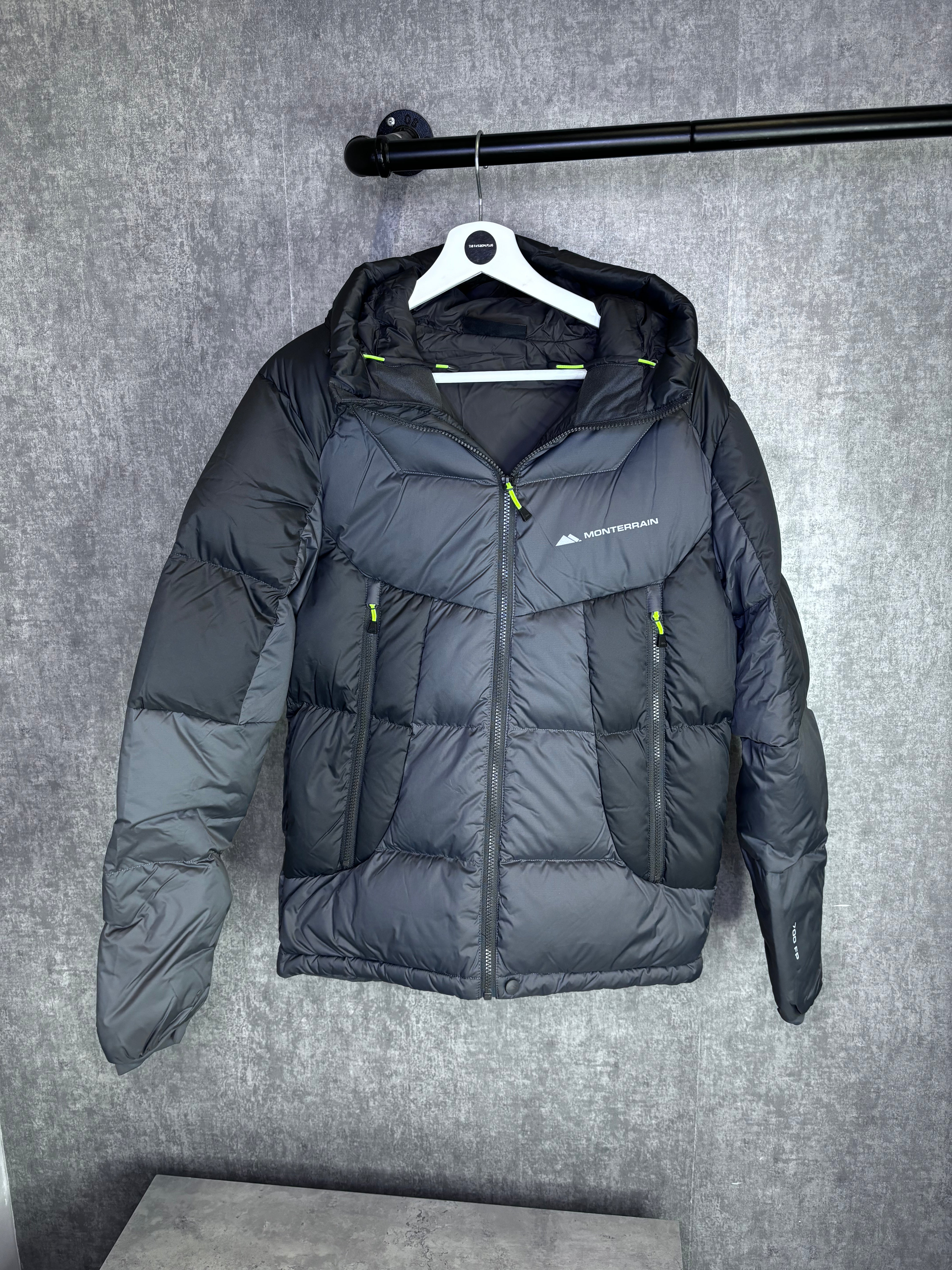 Monterrain jacket “Black/Grey/Volt