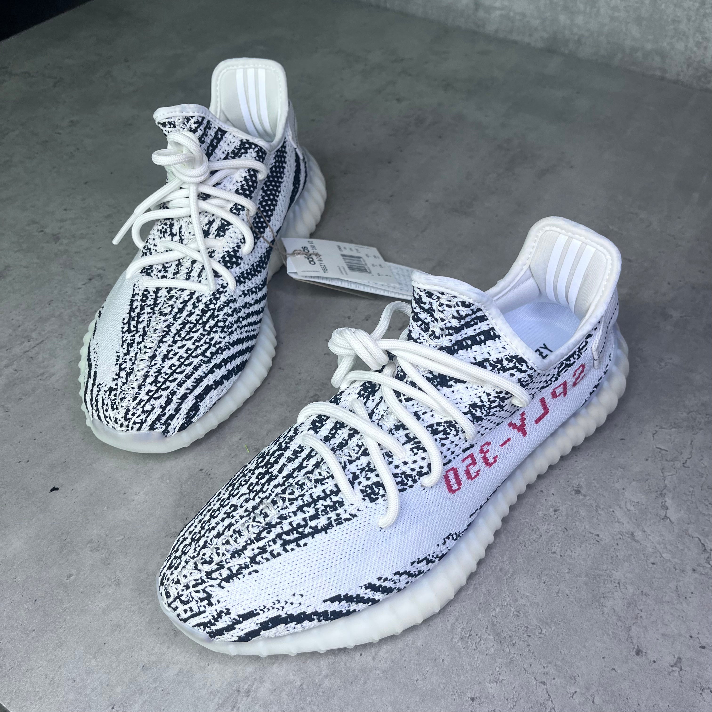 Yeezy top zebra stripe
